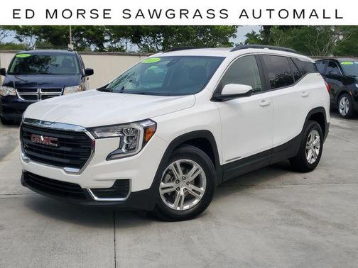 Summit White 2022 GMC Terrain SLE