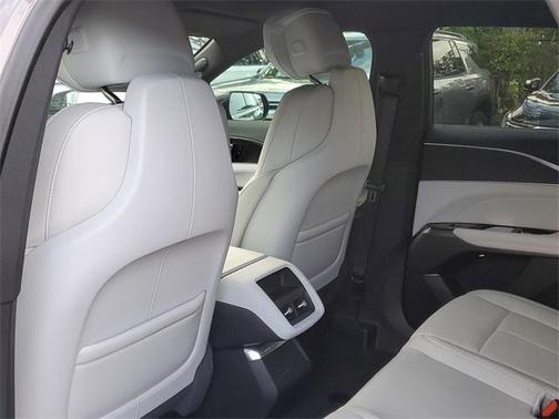 2025 Cadillac LYRIQ Luxury w/1SC