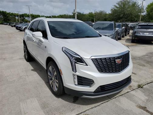2025 Cadillac XT5 Premium Luxury