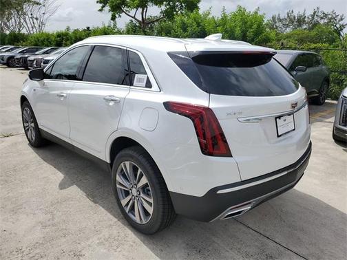 2025 Cadillac XT5 Premium Luxury