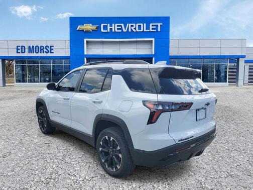 Polar White Tricoat 2026 Chevrolet Equinox AWD RS