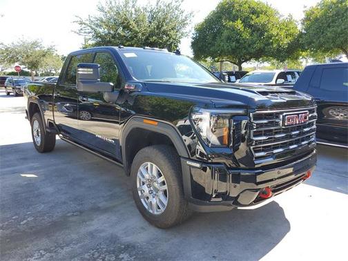 2025 GMC Sierra 2500 AT4