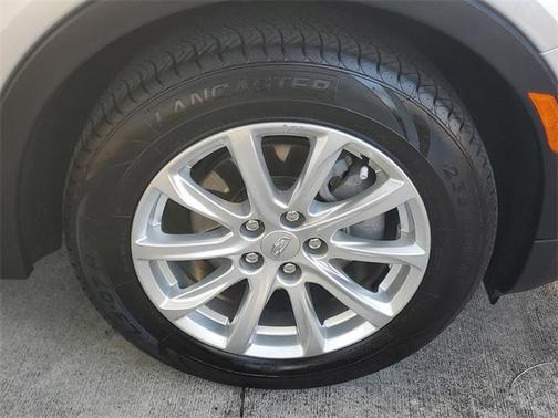 2021 Cadillac XT4 Luxury