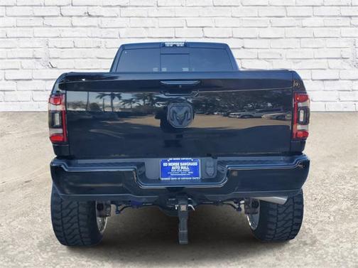 2020 RAM 2500 Limited Crew Cab 4X4 6'4' Box