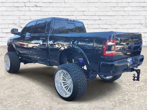 2020 RAM 2500 Limited Crew Cab 4X4 6'4' Box