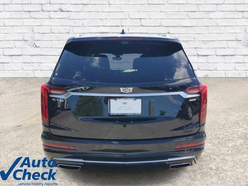 Stellar Black Metallic 2023 Cadillac XT6 Premium Luxury FWD