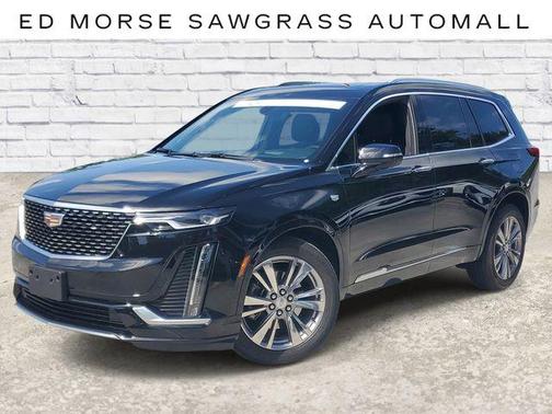 Stellar Black Metallic 2023 Cadillac XT6 Premium Luxury FWD