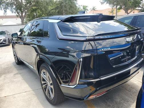 2025 Cadillac LYRIQ Luxury w/1SC