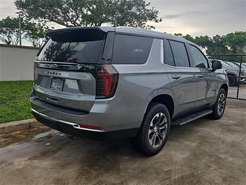 2025 Chevrolet Tahoe LS