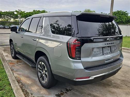 2025 Chevrolet Tahoe LS