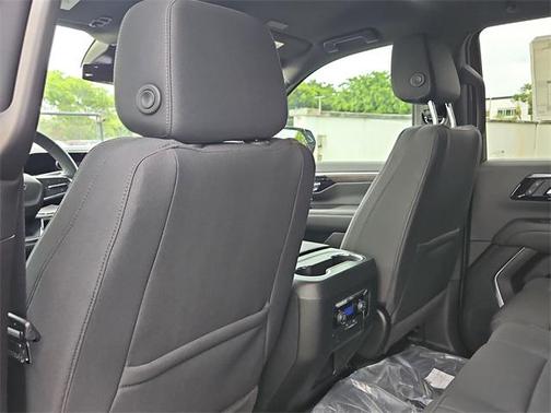 2025 Chevrolet Tahoe LS