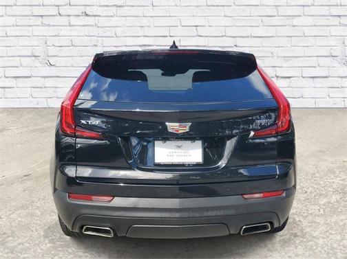 2023 Cadillac XT4 Luxury