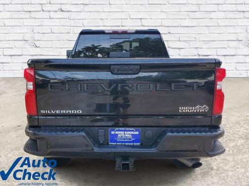 Black 2022 Chevrolet Silverado 2500 High Country