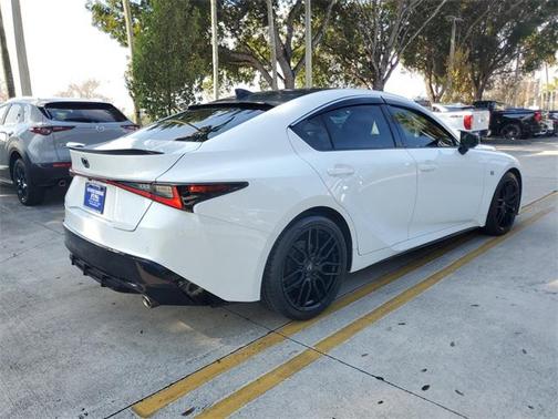 2022 Lexus IS 350 Base