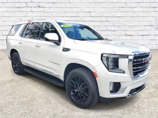 2022 GMC Yukon SLT