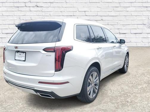 2025 Cadillac XT6 Premium Luxury FWD
