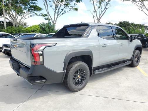2025 Chevrolet Silverado EV LT