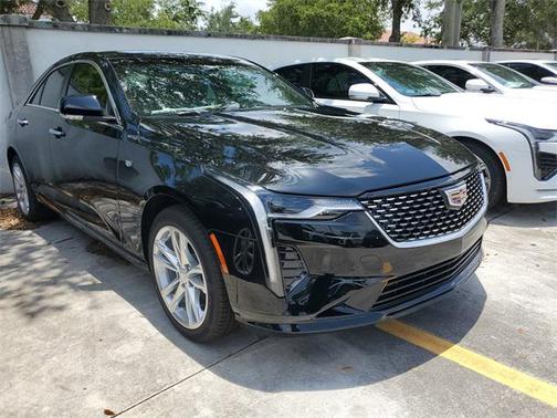 2025 Cadillac CT4 Luxury RWD