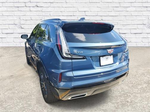 2025 Cadillac XT4 Sport
