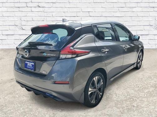 2022 Nissan Leaf SL PLUS 62 kWh
