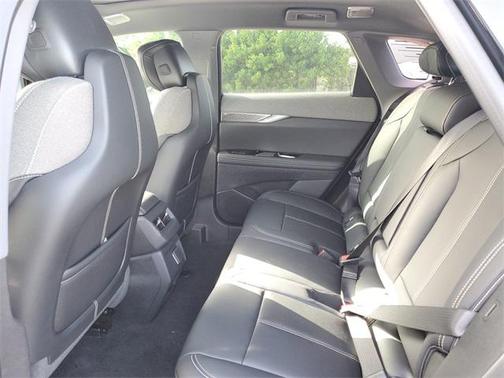 2025 Cadillac OPTIQ Luxury