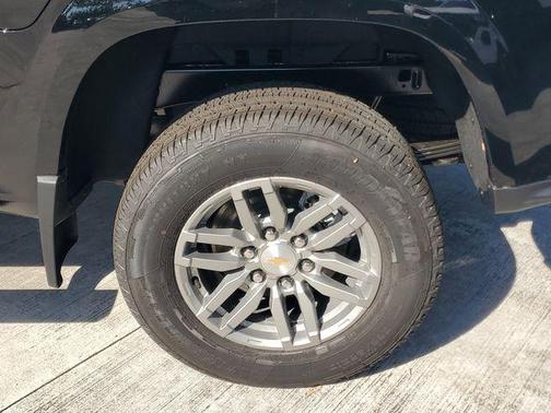 Black 2026 Chevrolet Colorado LT