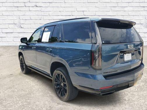 Deep Sea Metallic 2026 Cadillac Escalade Sport