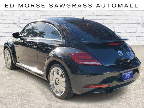 2019 Volkswagen Beetle 2.0T SE