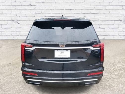 2023 Cadillac XT6 Premium Luxury FWD