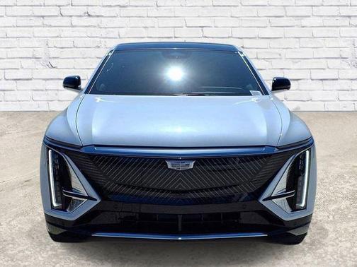 Vibrant White Tricoat 2026 Cadillac LYRIQ Luxury