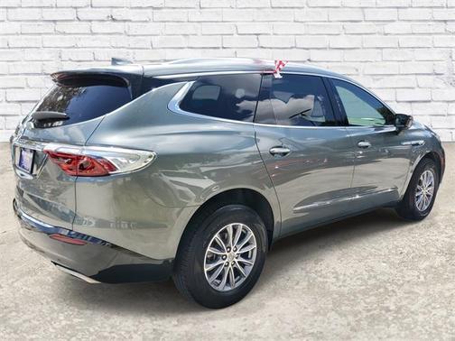 2024 Buick Enclave Essence FWD