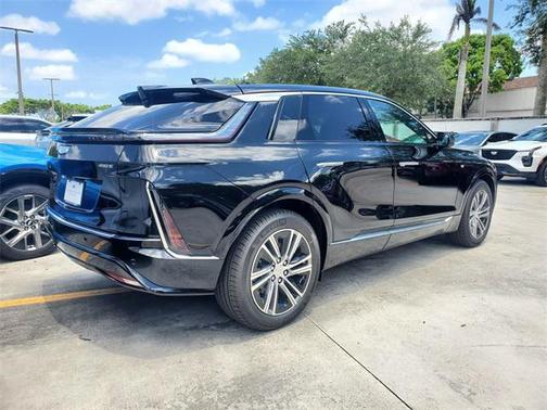 2025 Cadillac LYRIQ Luxury w/1SC