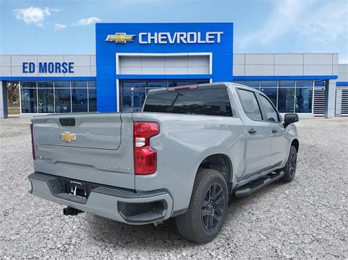 2025 Chevrolet Silverado 1500 Custom