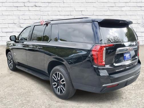 2021 GMC Yukon XL 4WD AT4