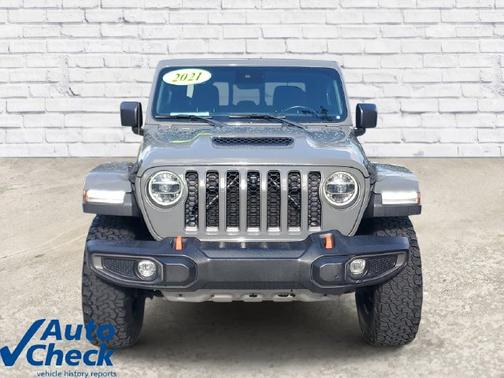 Sting-Gray Clearcoat 2021 Jeep Gladiator Mojave