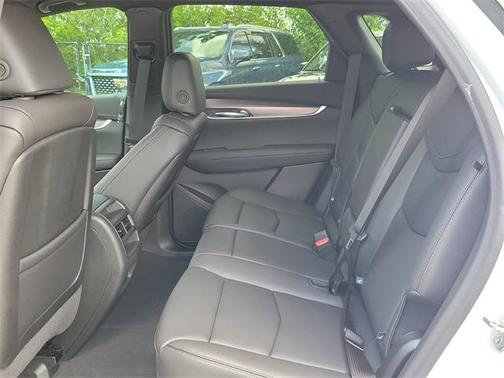 2025 Cadillac XT5 Luxury