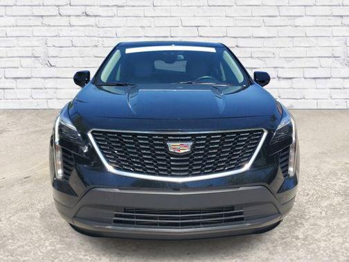 Stellar Black Metallic 2023 Cadillac XT4 Luxury