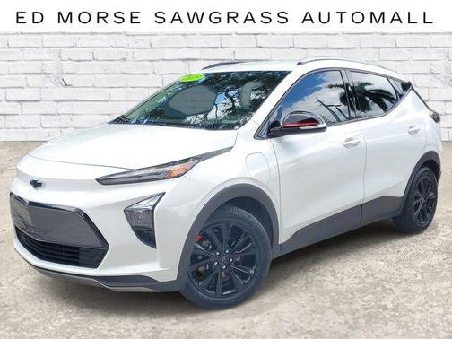 Summit White 2023 Chevrolet Bolt EUV FWD LT