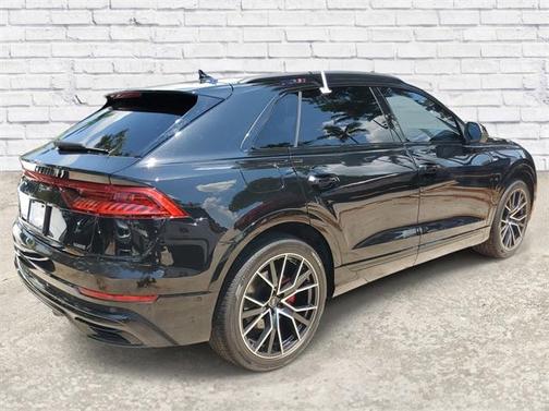 2022 Audi Q8 55 Prestige