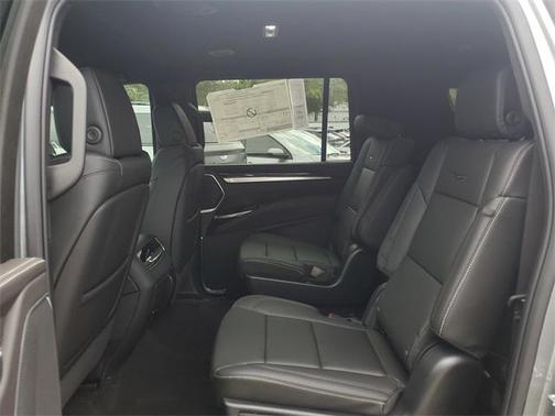 2026 Cadillac Escalade ESV Luxury