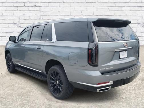 2026 Cadillac Escalade ESV Luxury