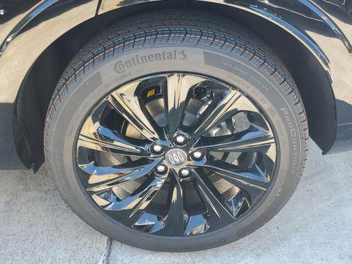 Ebony Twilight Metallic 2026 Buick Envista Sport Touring FWD
