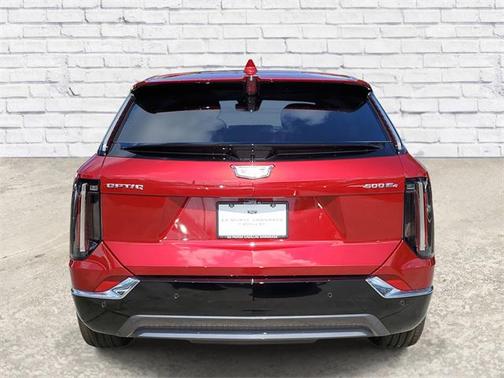2025 Cadillac OPTIQ Luxury 1 AWD
