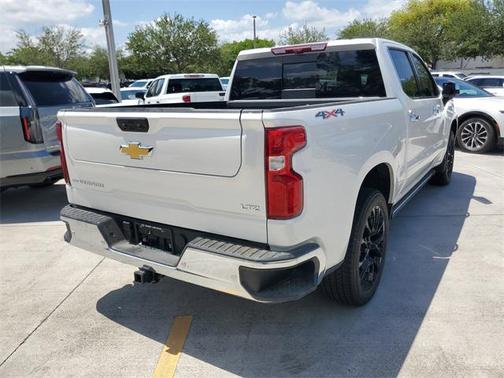 2025 Chevrolet Silverado 1500 LTZ