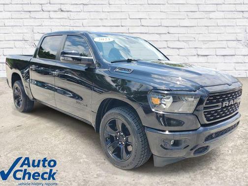 Diamond Black Crystal Pearlcoat 2023 RAM 1500 Big Horn/Lone Star