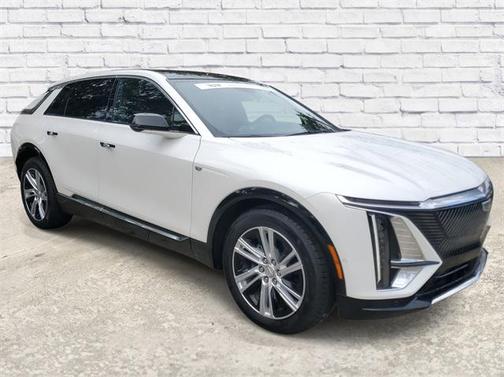 2024 Cadillac LYRIQ Tech