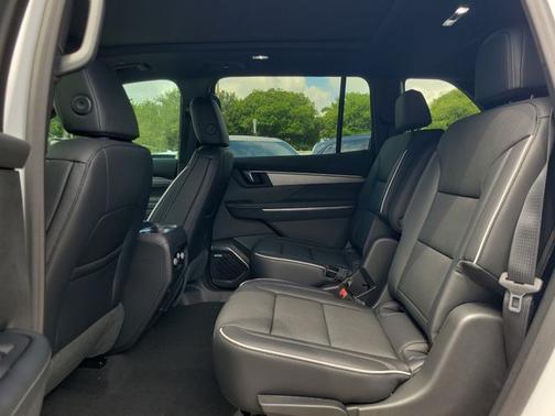 Summit White 2026 Buick Enclave Preferred