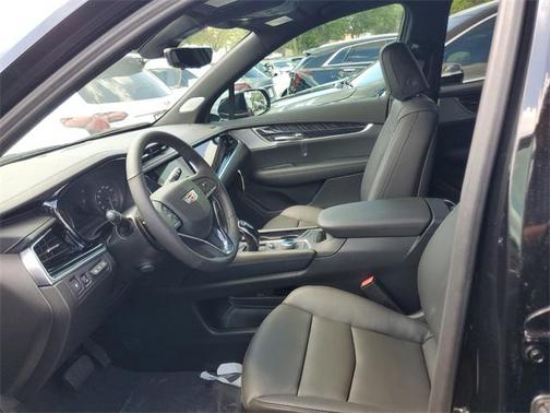 2025 Cadillac XT6 Premium Luxury FWD