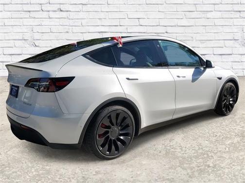 2022 Tesla Model Y Performance Dual Motor All-Wheel Drive