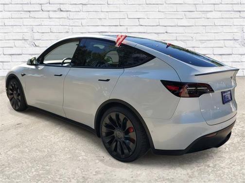 2022 Tesla Model Y Performance Dual Motor All-Wheel Drive